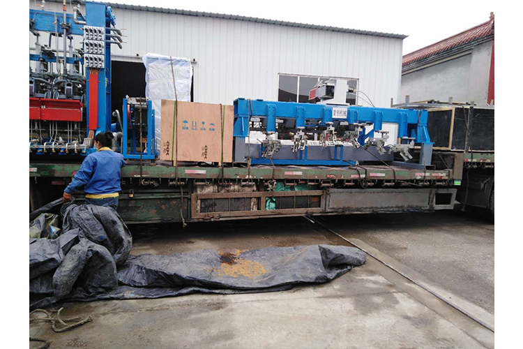 行列機(jī)，供料機(jī)發(fā)貨